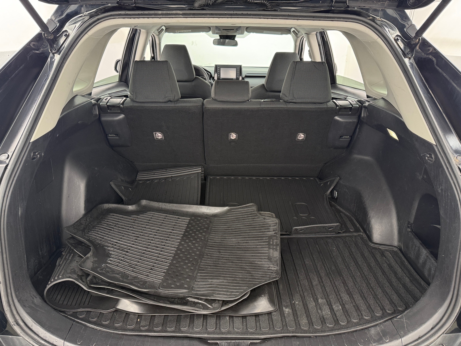 Thumbnail: 2022 Toyota RAV4 - 7