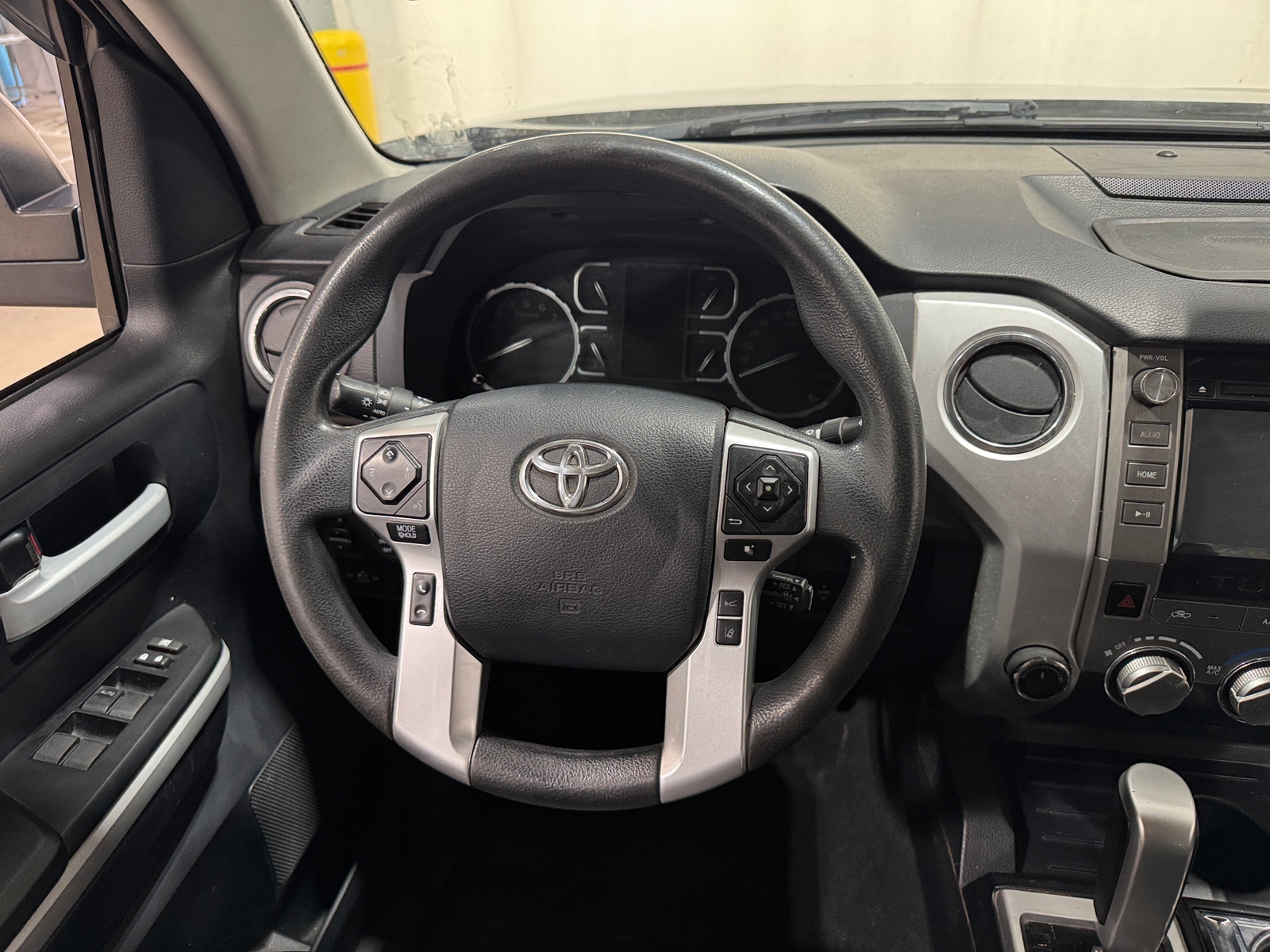 Thumbnail: 2019 Toyota Tundra - 5