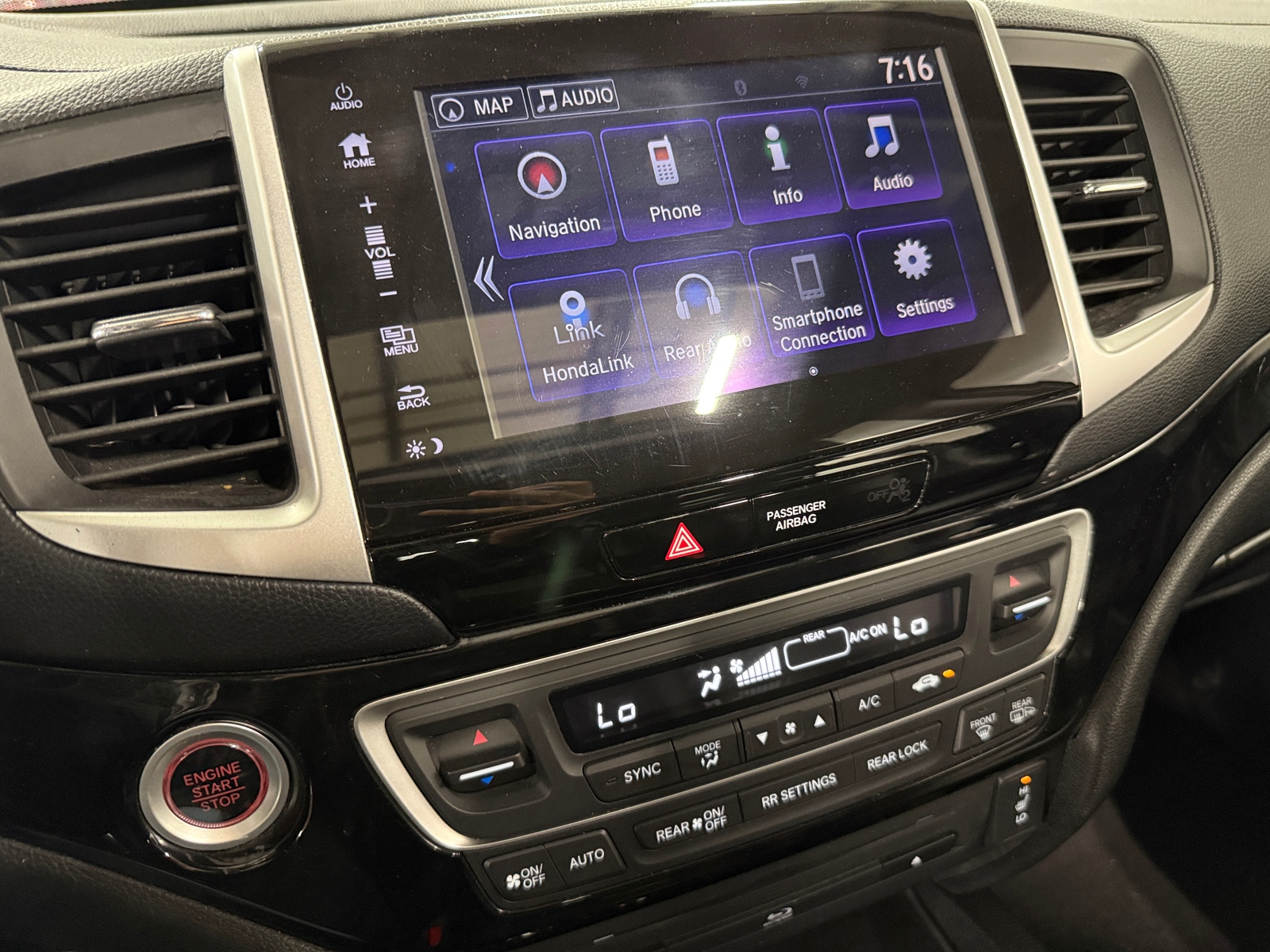 Thumbnail: 2017 Honda Pilot - 3