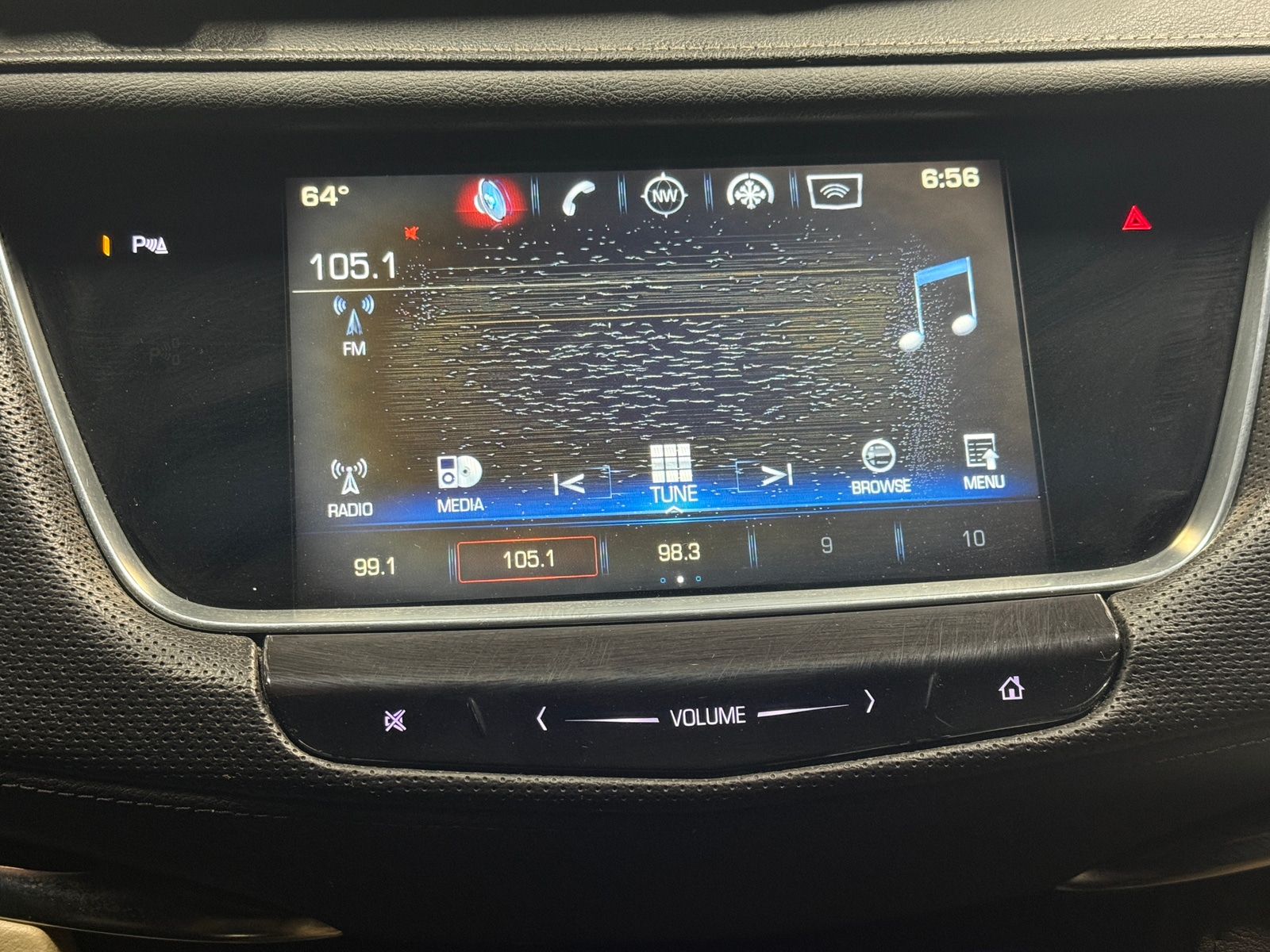 Thumbnail: 2017 Cadillac XT5 - 3