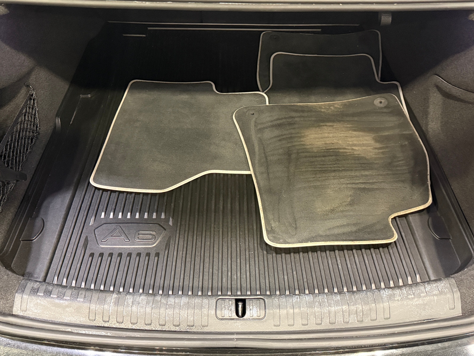 Thumbnail: 2022 Audi A6 - 6