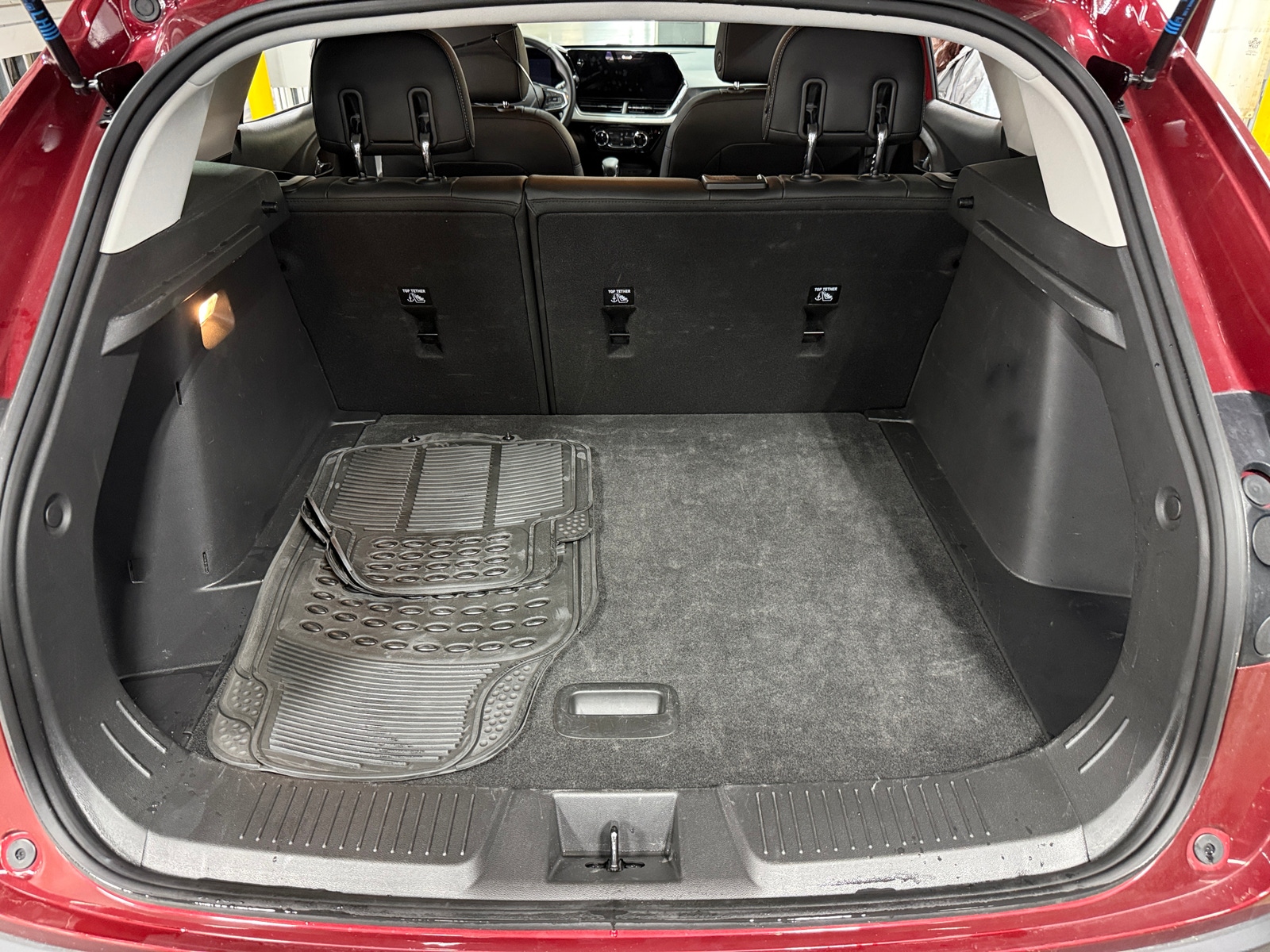 Thumbnail: 2025 Chevrolet Trax - 7