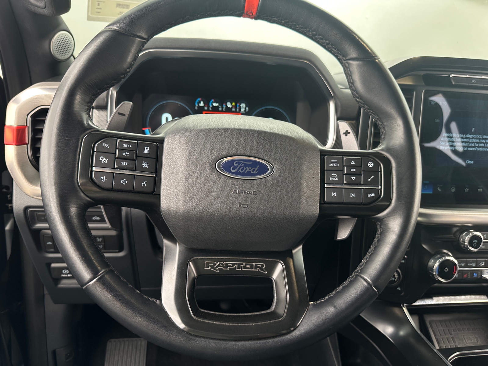 Thumbnail: 2022 Ford Econoline - 4