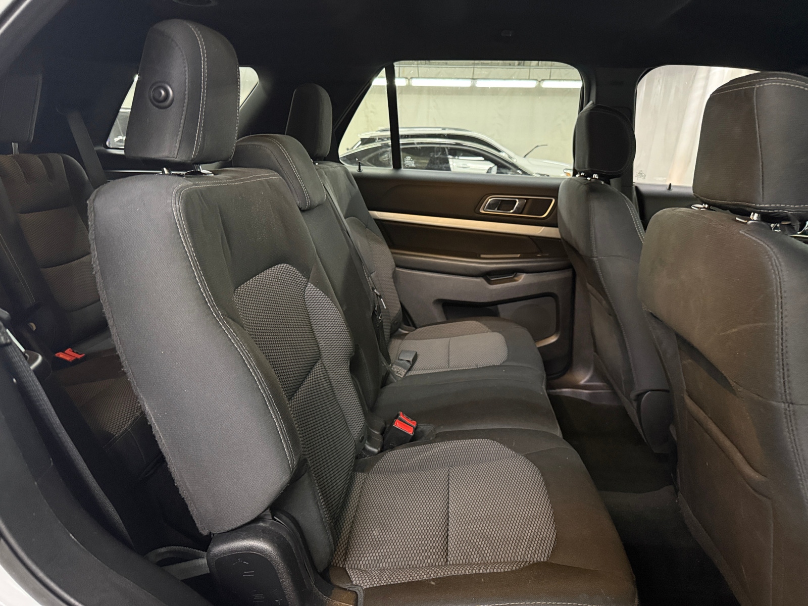 Thumbnail: 2016 Ford Explorer - 6