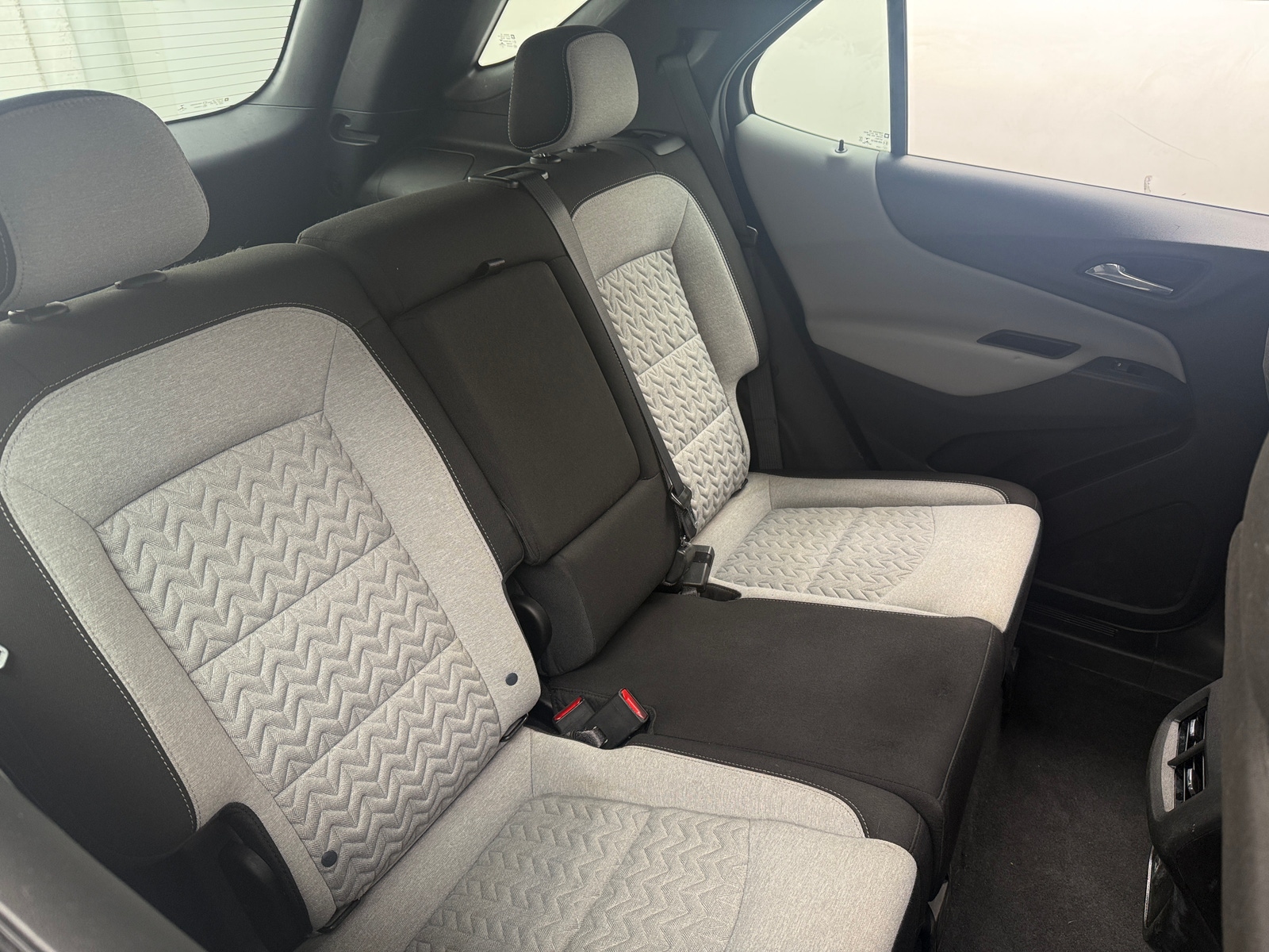 Thumbnail: 2022 Chevrolet Equinox - 6