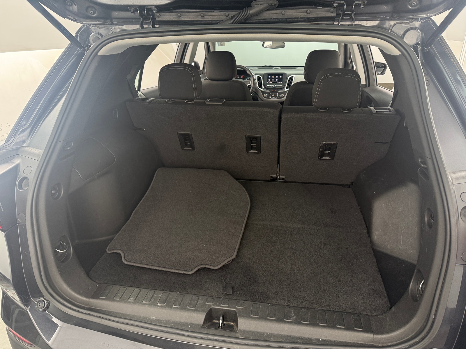 Thumbnail: 2022 Chevrolet Equinox - 7