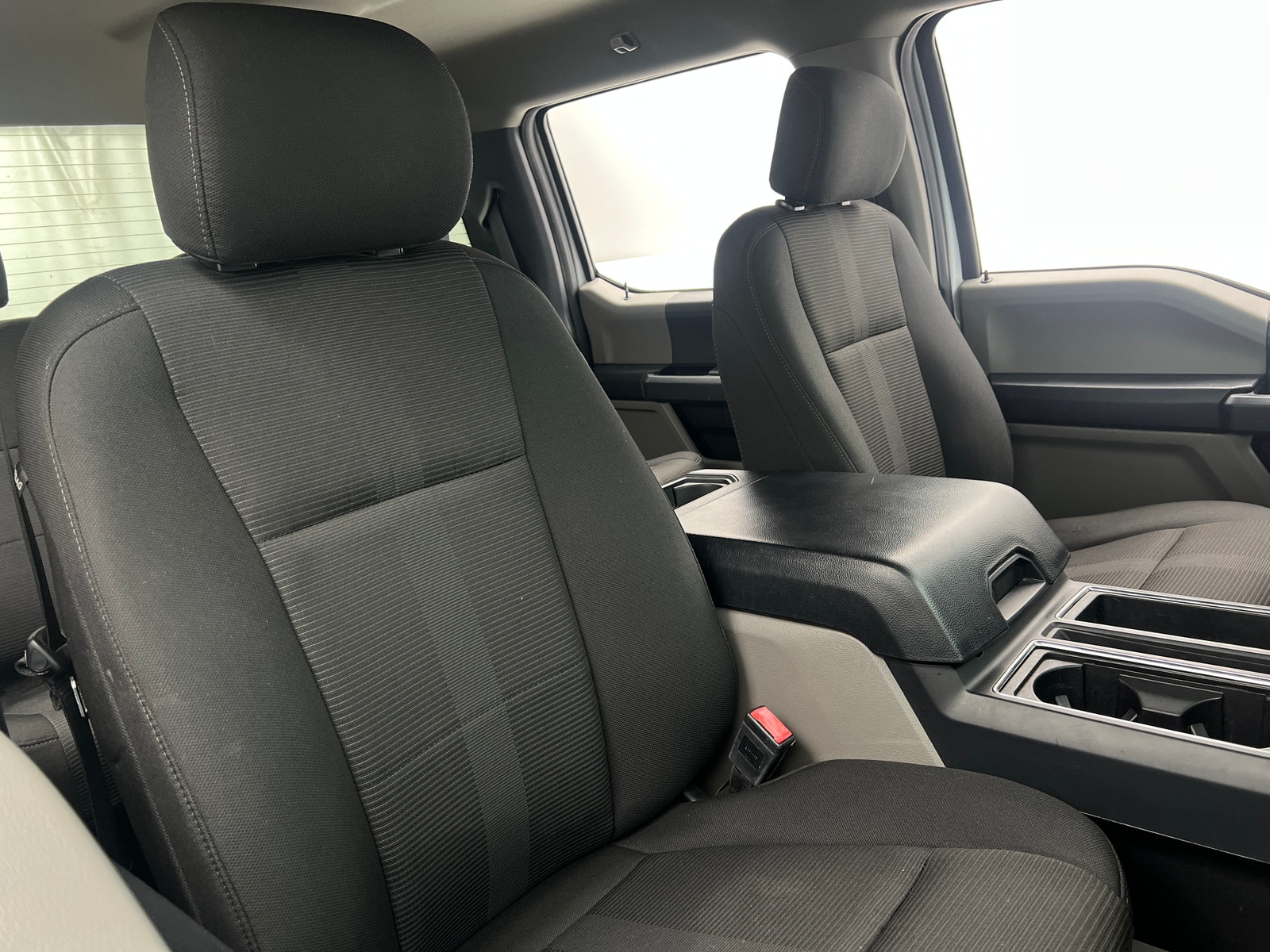 Thumbnail: 2018 Ford Econoline - 2