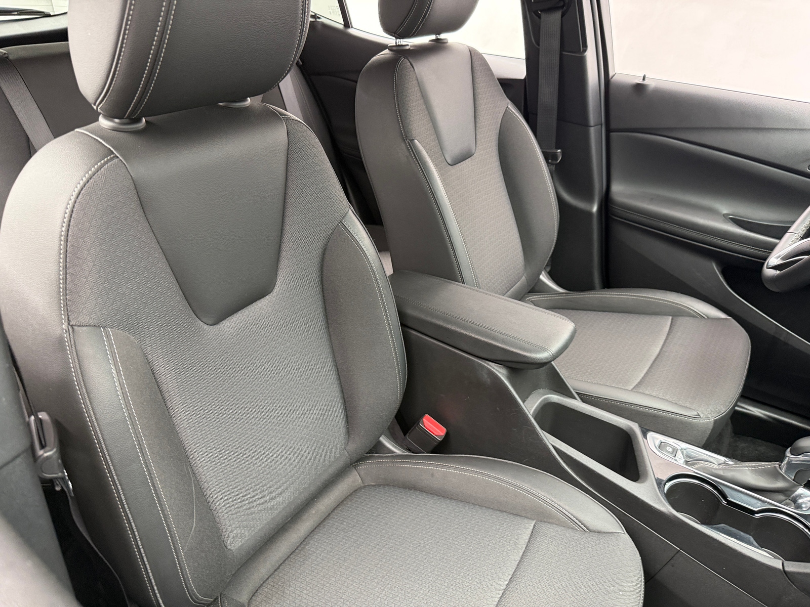 Thumbnail: 2025 Buick Encore GX - 2