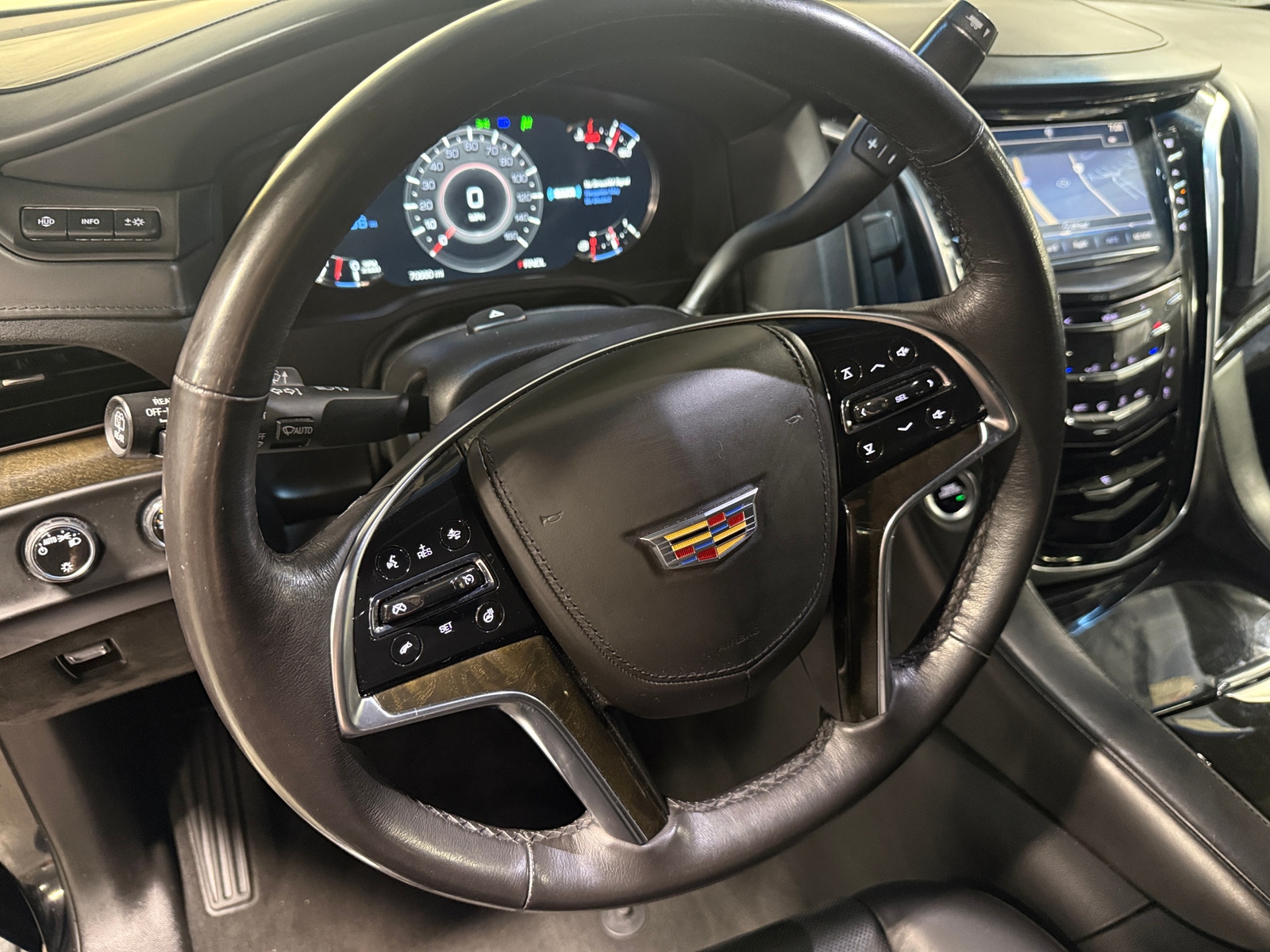 Thumbnail: 2019 Cadillac Escalade - 4