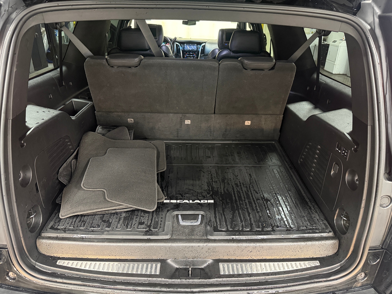 Thumbnail: 2019 Cadillac Escalade - 6