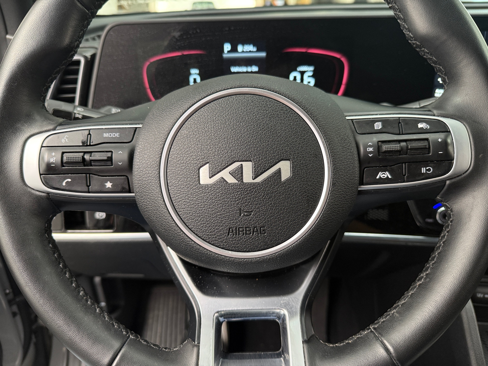 Thumbnail: 2023 Kia Sportage - 4