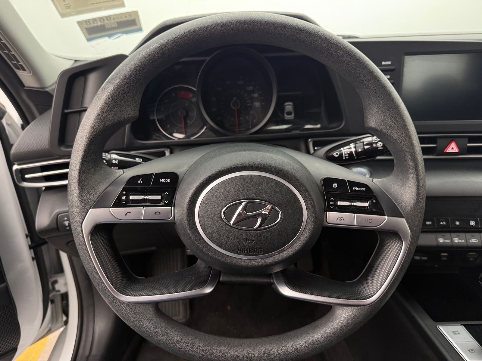 Thumbnail: 2022 Hyundai Elantra - 5