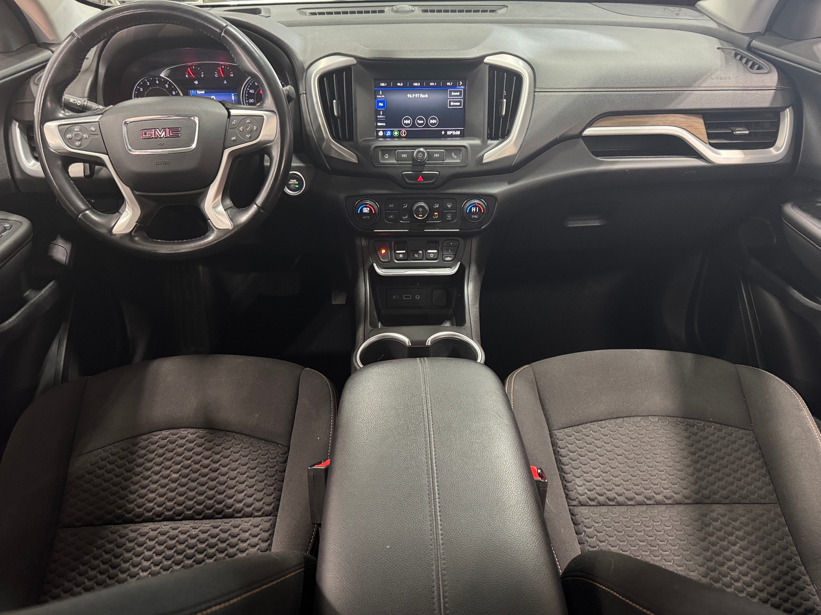 Thumbnail: 2020 GMC Terrain - 3