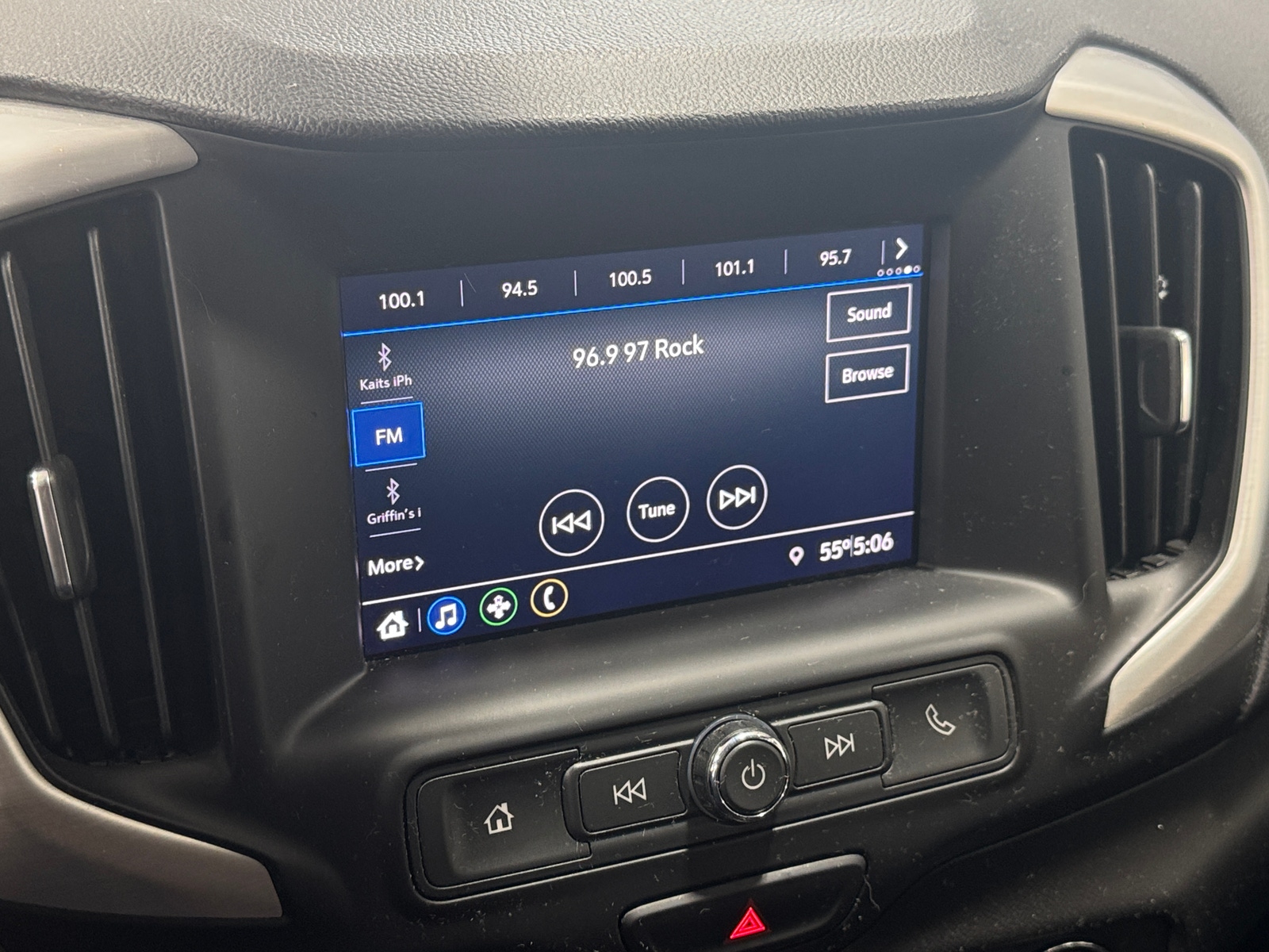 Thumbnail: 2020 GMC Terrain - 4