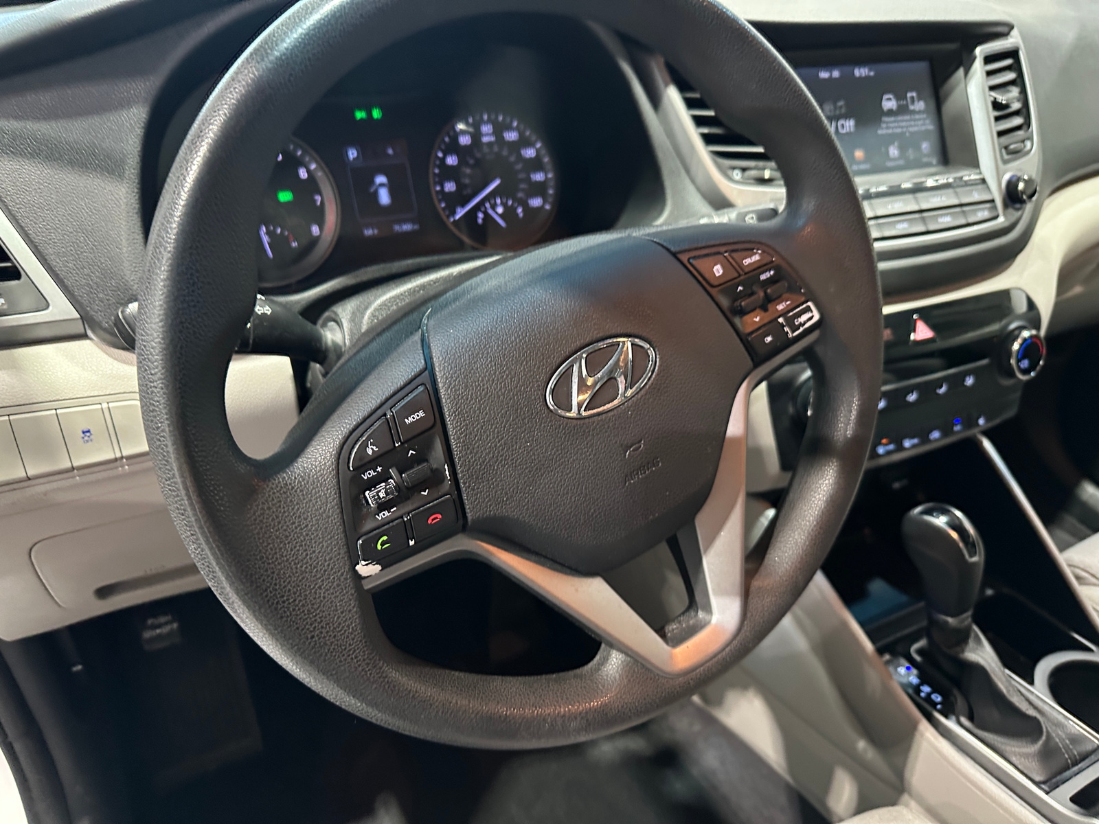 Thumbnail: 2018 Hyundai Tucson - 5