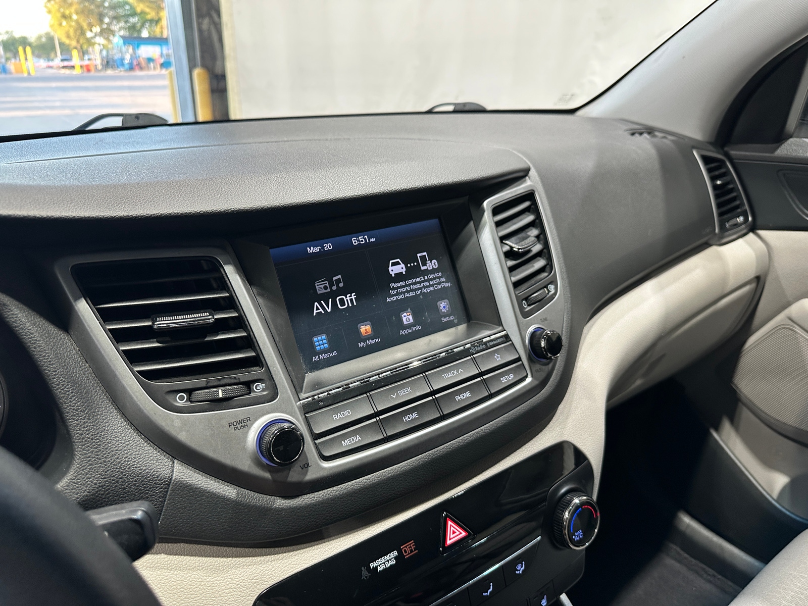 Thumbnail: 2018 Hyundai Tucson - 4