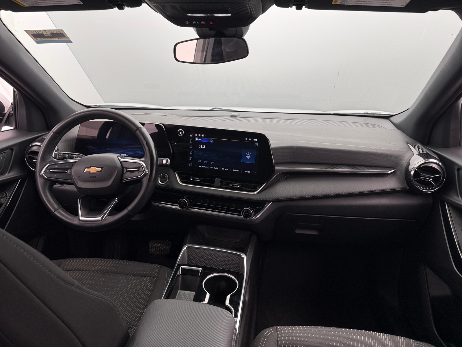 Thumbnail: 2025 Chevrolet Equinox - 3