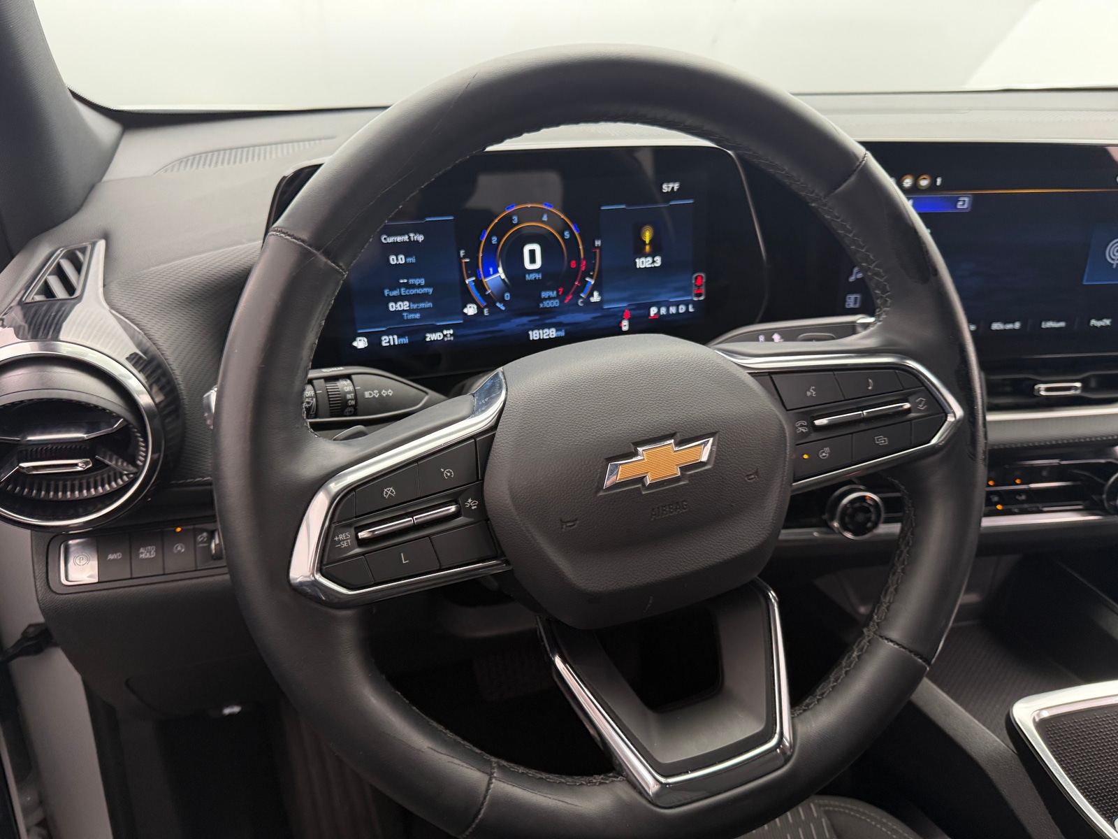Thumbnail: 2025 Chevrolet Equinox - 5