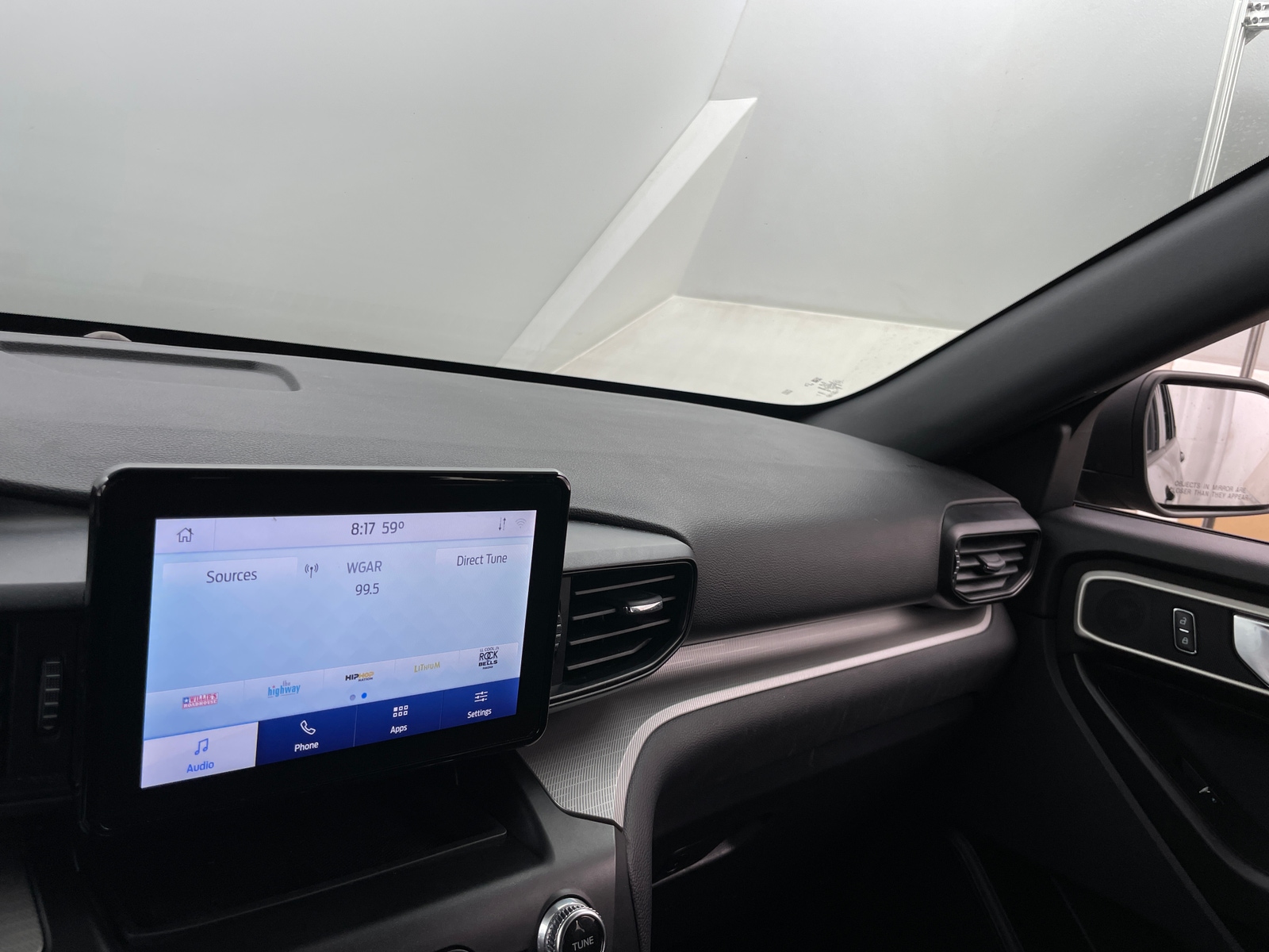 Thumbnail: 2020 Ford Explorer - 4