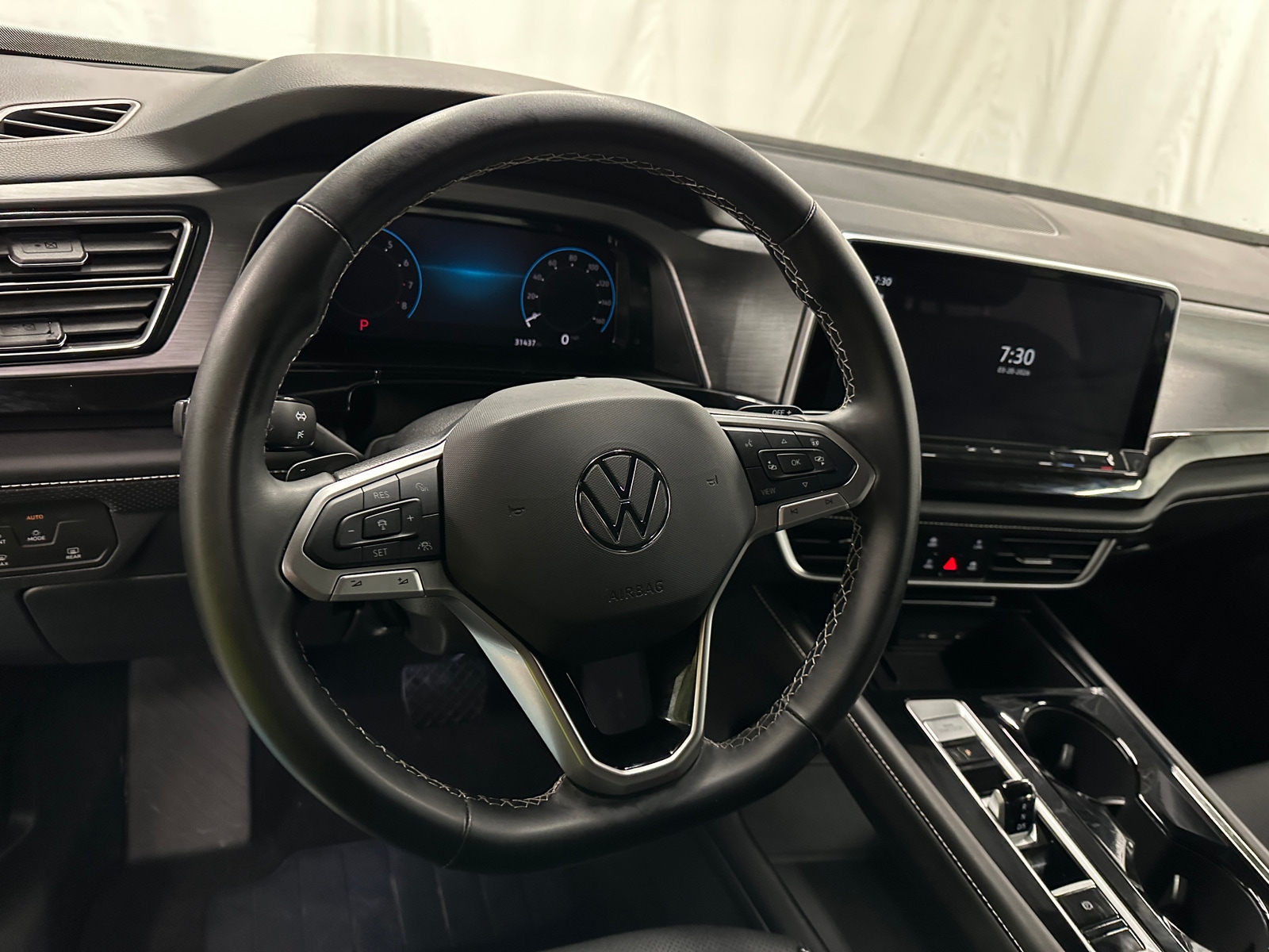 Thumbnail: 2025 Volkswagen Atlas - 4