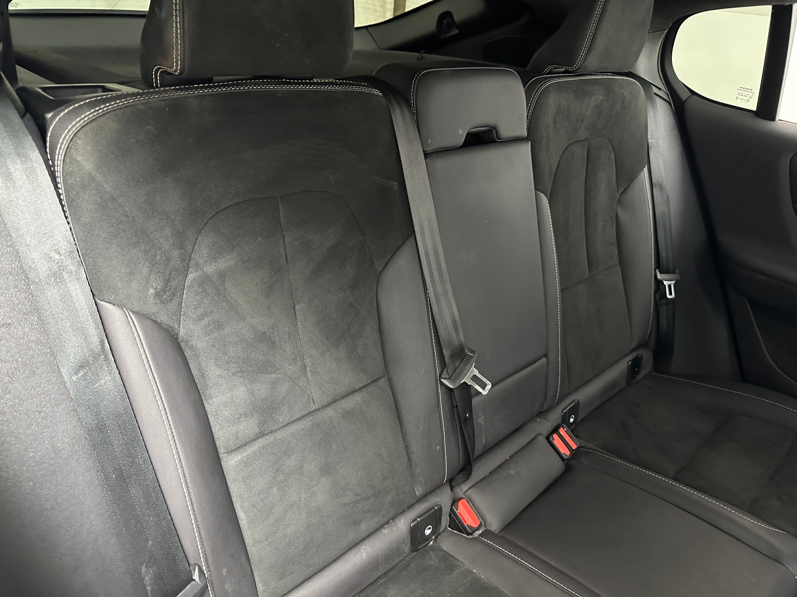 Thumbnail: 2024 Volvo C40 - 5