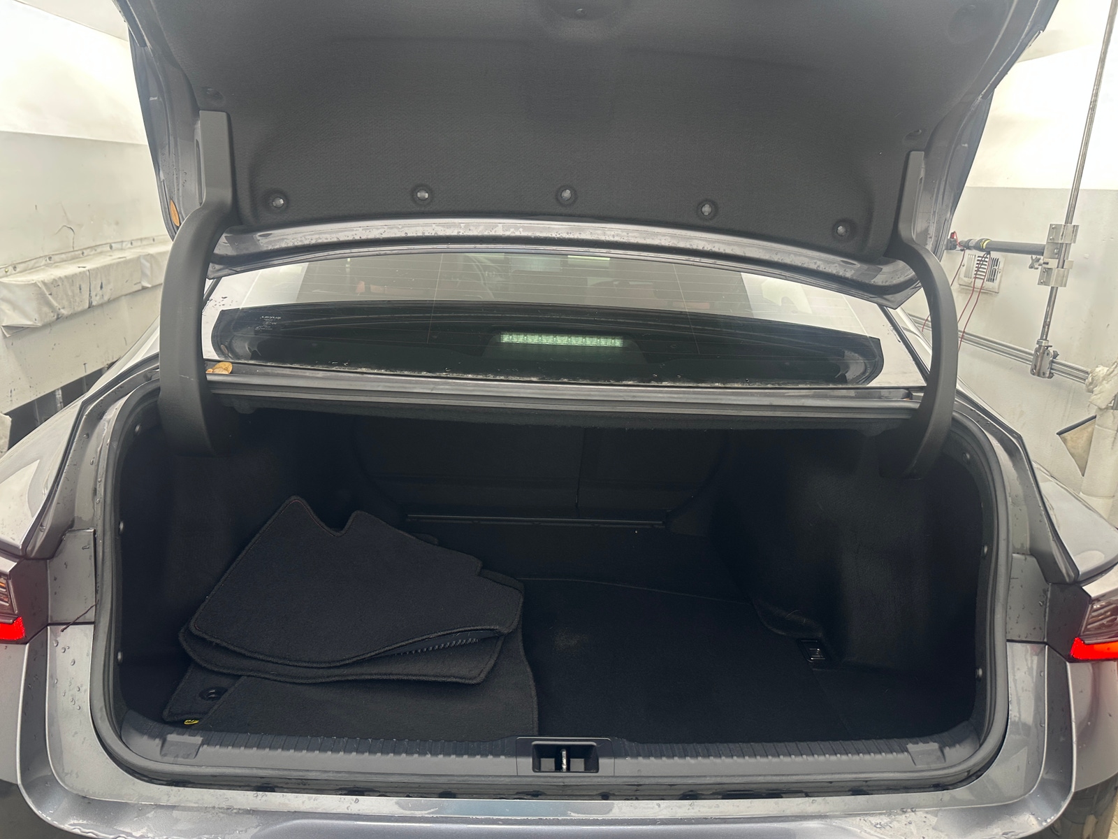 Thumbnail: 2023 Lexus IS - 6