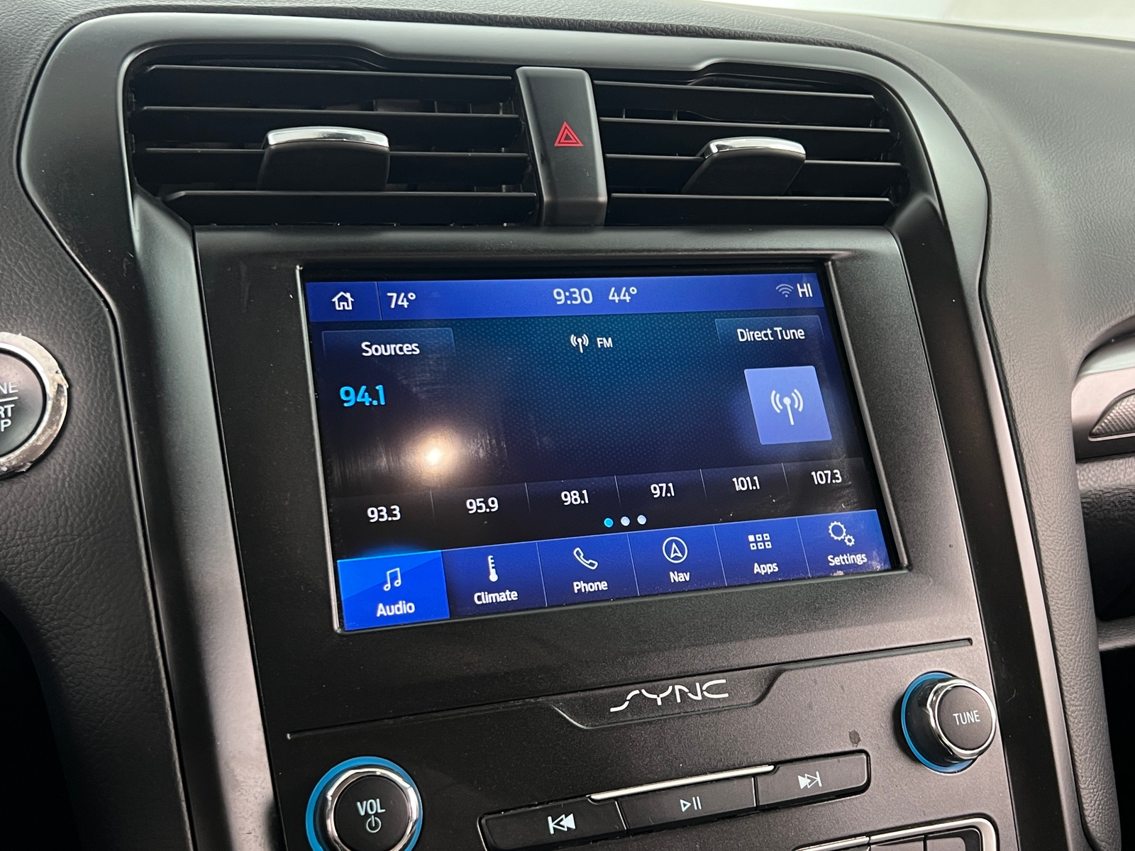 Thumbnail: 2020 Ford Fusion - 4