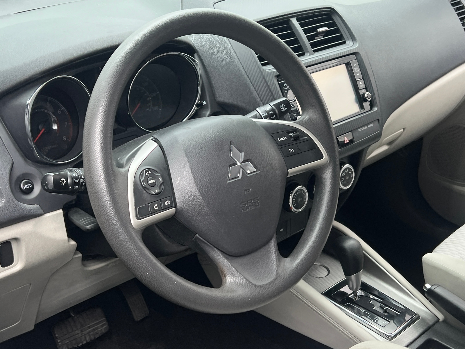 Thumbnail: 2019 Mitsubishi Outlander Sport - 5