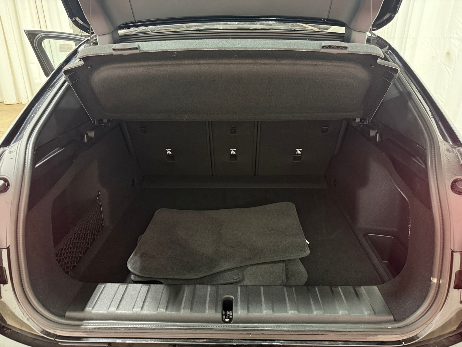 Thumbnail: 2025 BMW X2 - 6