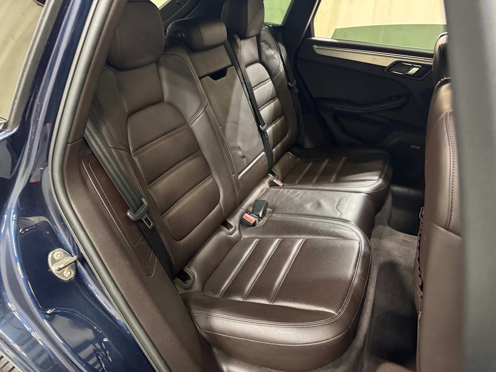 Thumbnail: 2015 Porsche Macan - 5