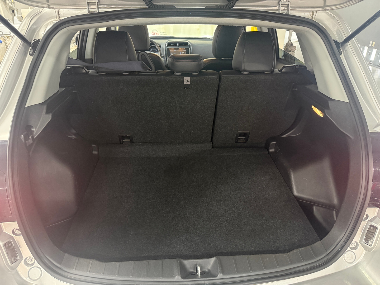 Thumbnail: 2024 Mitsubishi Outlander Sport - 6