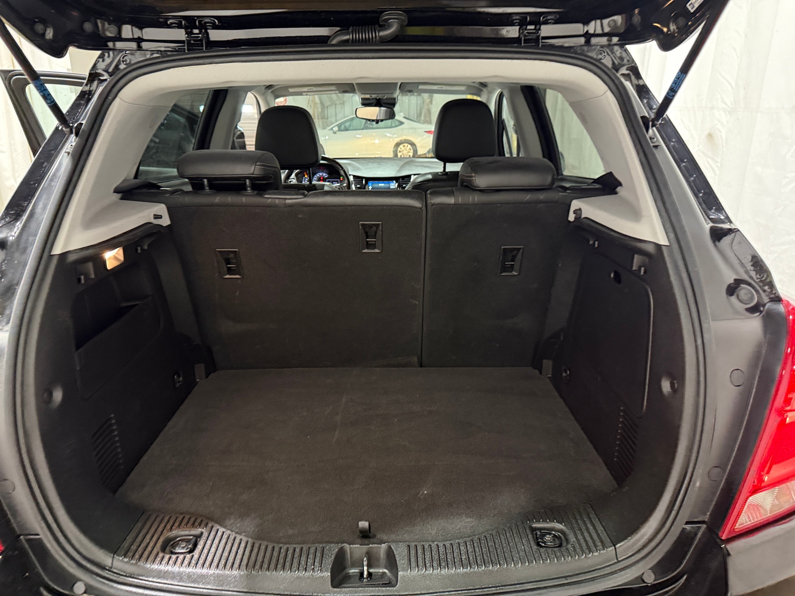 Thumbnail: 2019 Chevrolet Trax - 7