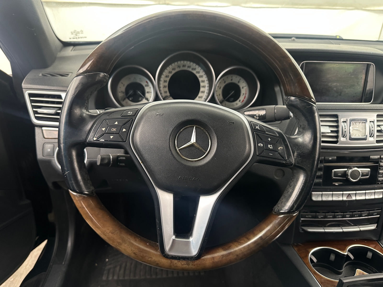 Thumbnail: 2014 Mercedes-Benz E-Class - 4