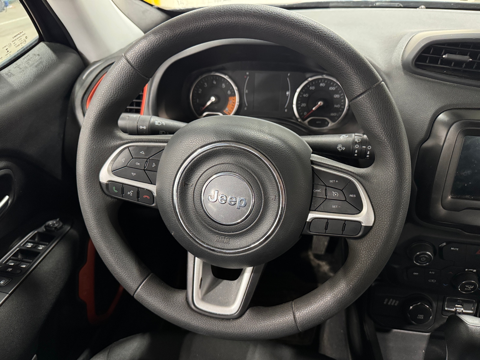 Thumbnail: 2021 Jeep Renegade - 5