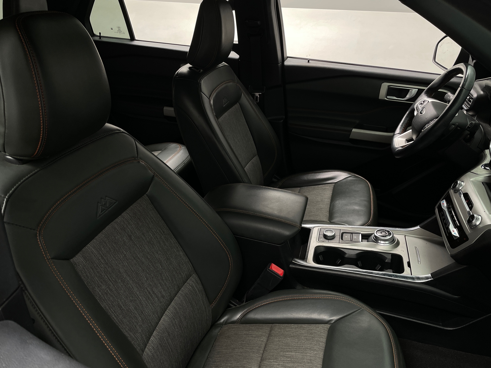 Thumbnail: 2022 Ford Explorer - 2