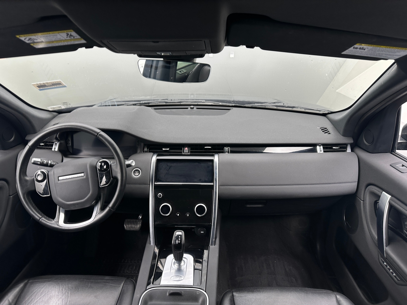 Thumbnail: 2020 Land Rover Discovery Sport - 2