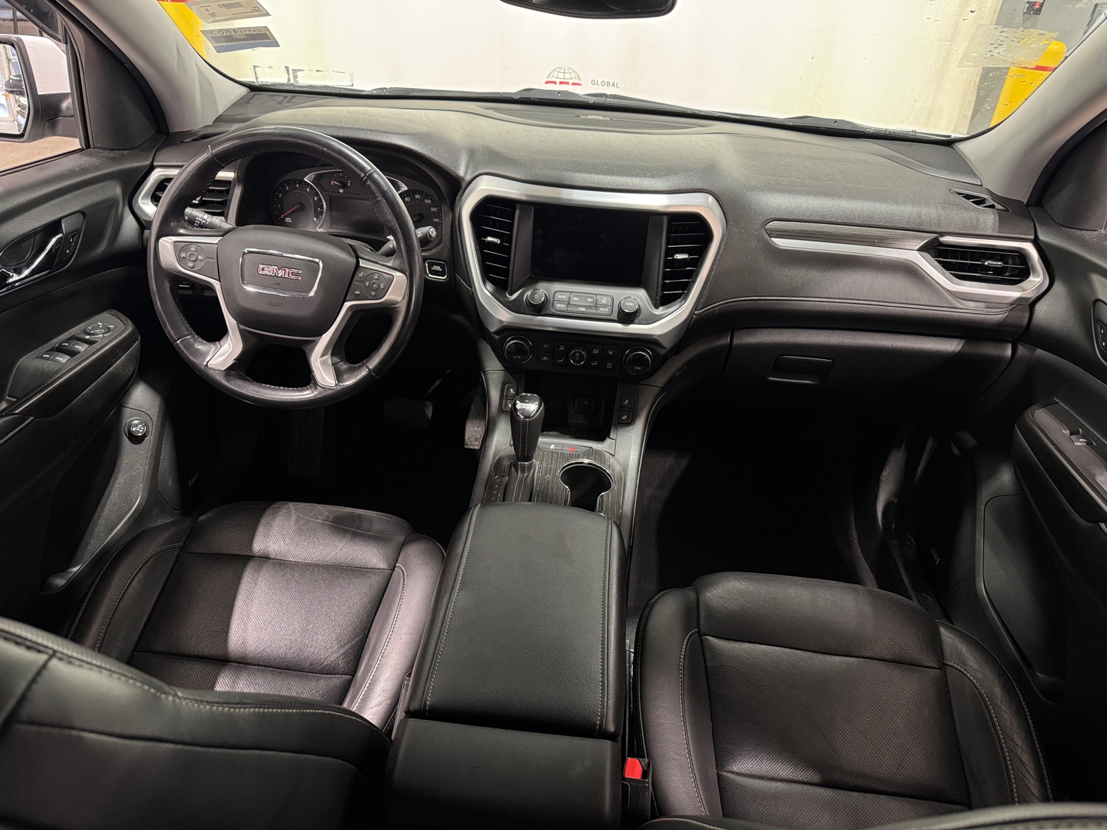 Thumbnail: 2018 GMC Acadia - 2