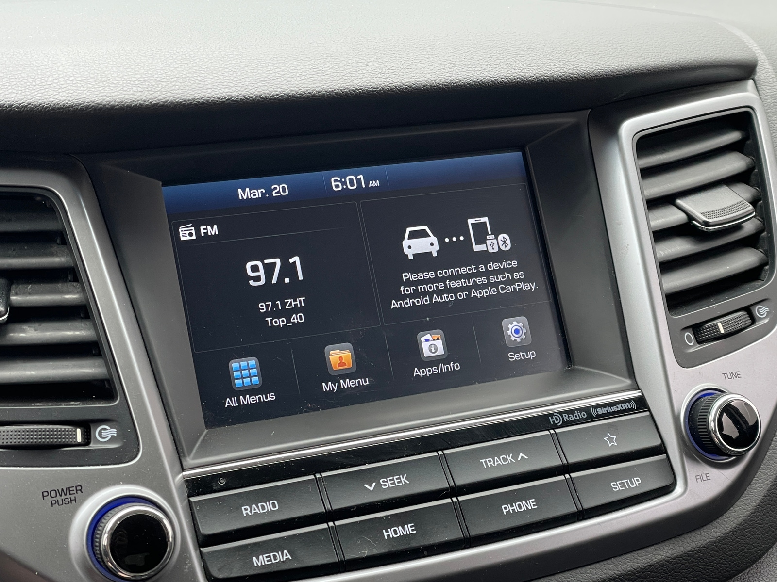 Thumbnail: 2018 Hyundai Tucson - 4