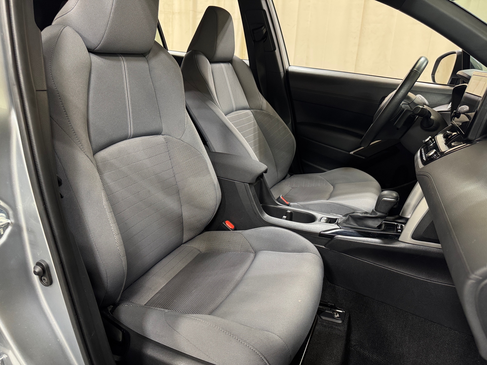 Thumbnail: 2024 Toyota Corolla Cross - 2