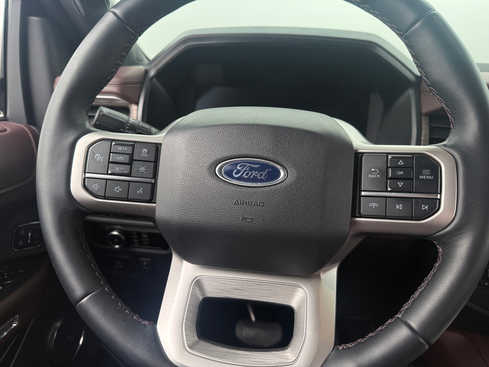 Thumbnail: 2023 Ford Expedition - 4