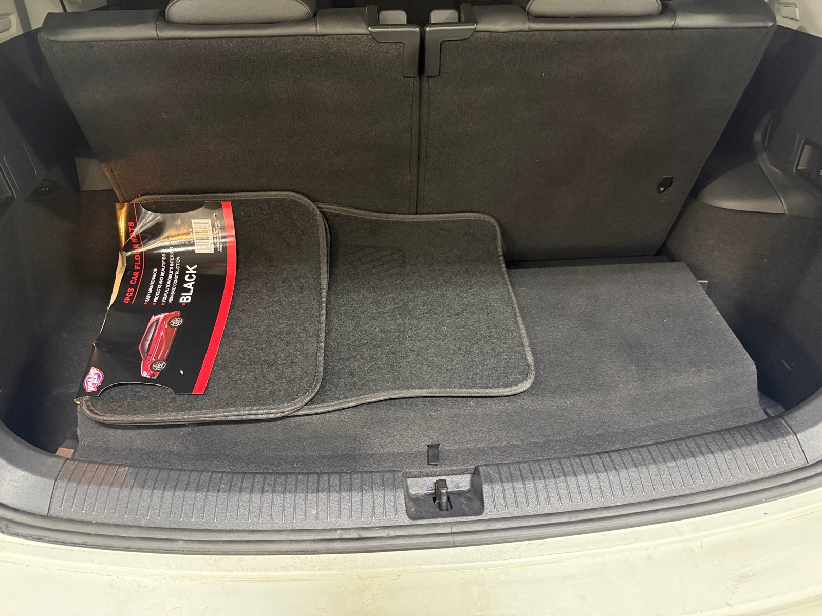 Thumbnail: 2018 Volkswagen Tiguan - 6