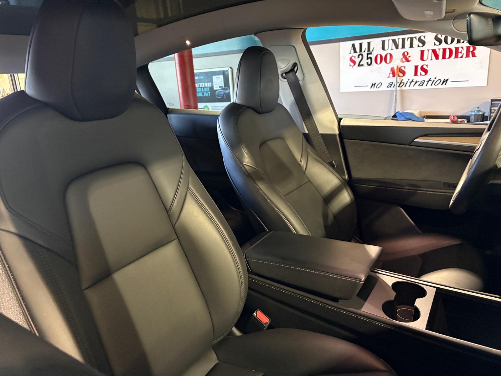 Thumbnail: 2025 Tesla Model Y - 2