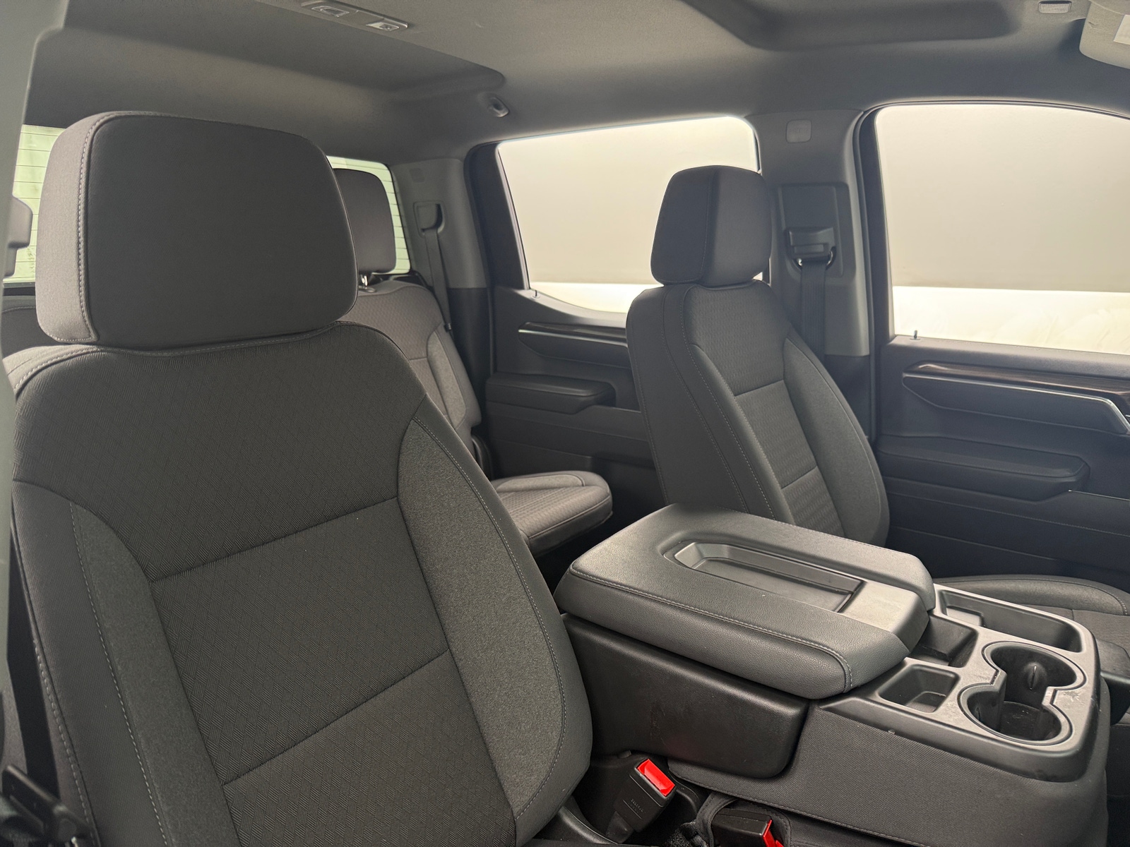 Thumbnail: 2025 Chevrolet Silverado 1500 - 2