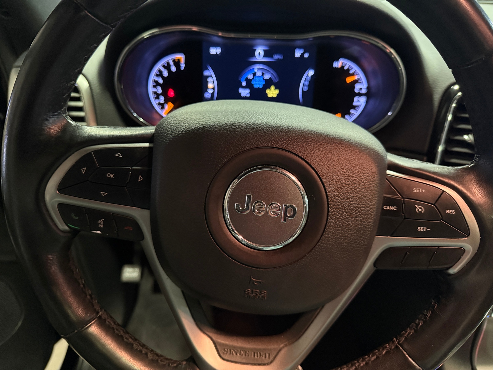 Thumbnail: 2021 Jeep Grand Cherokee - 4