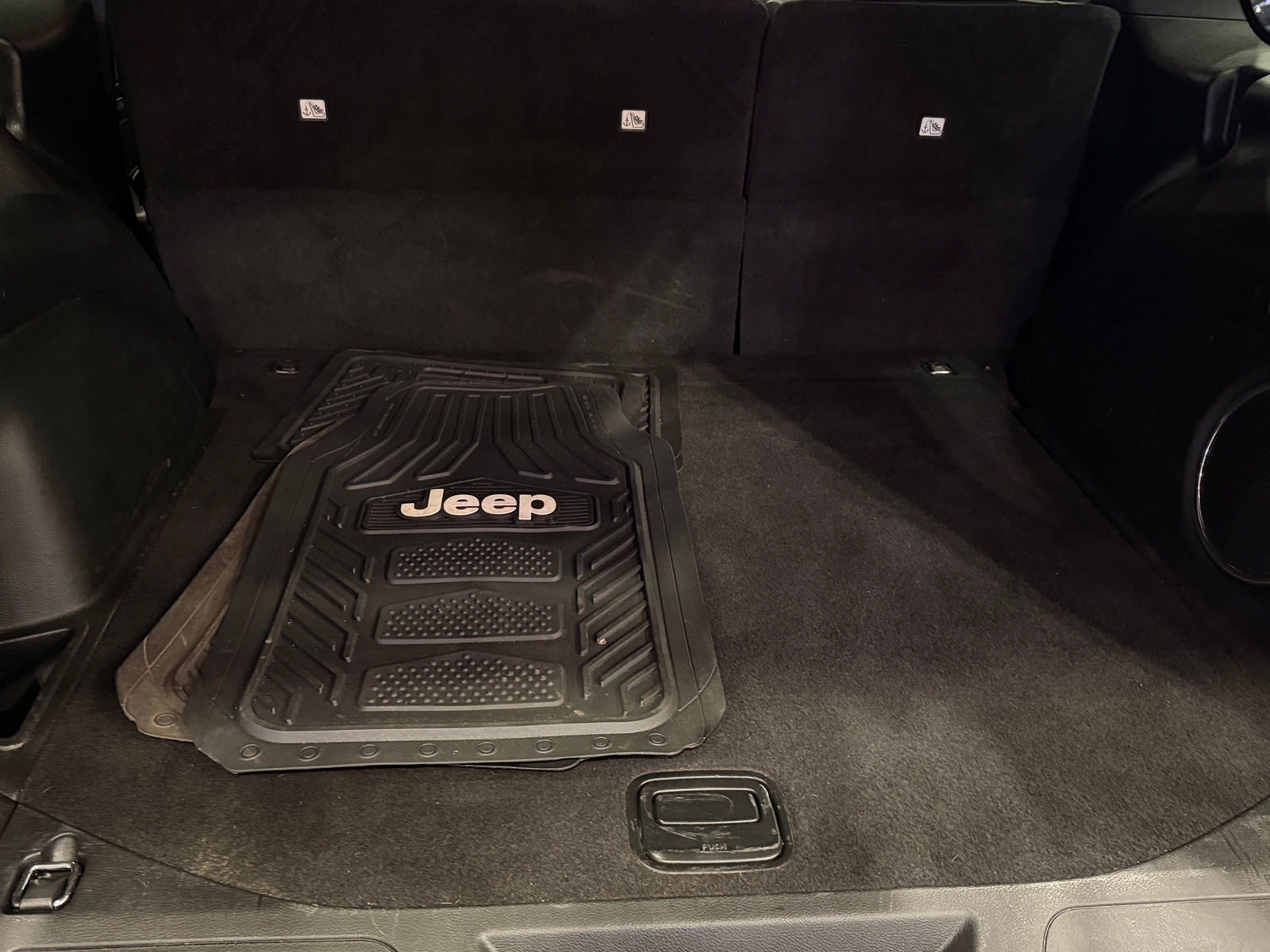 Thumbnail: 2021 Jeep Grand Cherokee - 6