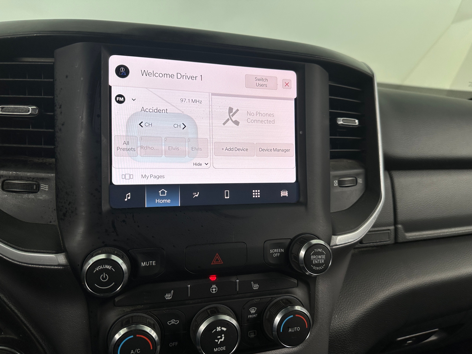 Thumbnail: 2023 RAM 1500 - 4