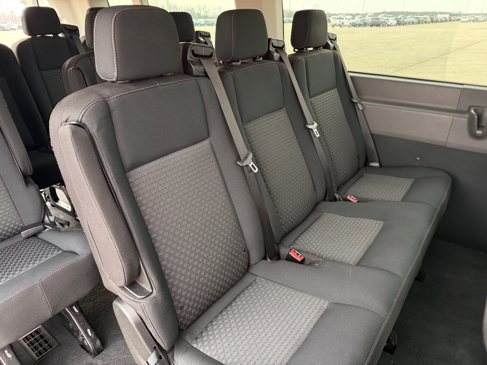 Thumbnail: 2020 Ford Econoline - 6