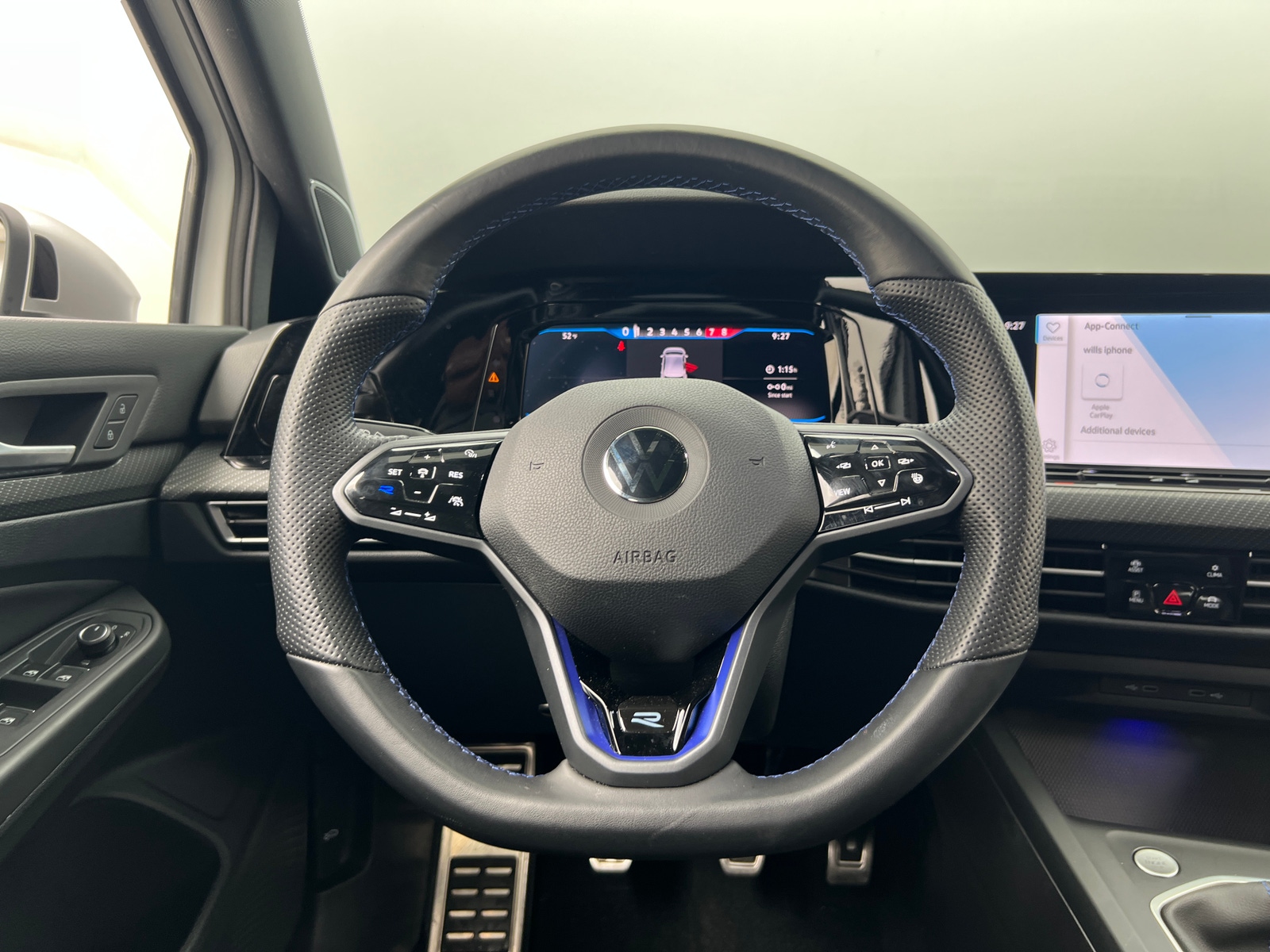 Thumbnail: 2022 Volkswagen Golf - 4