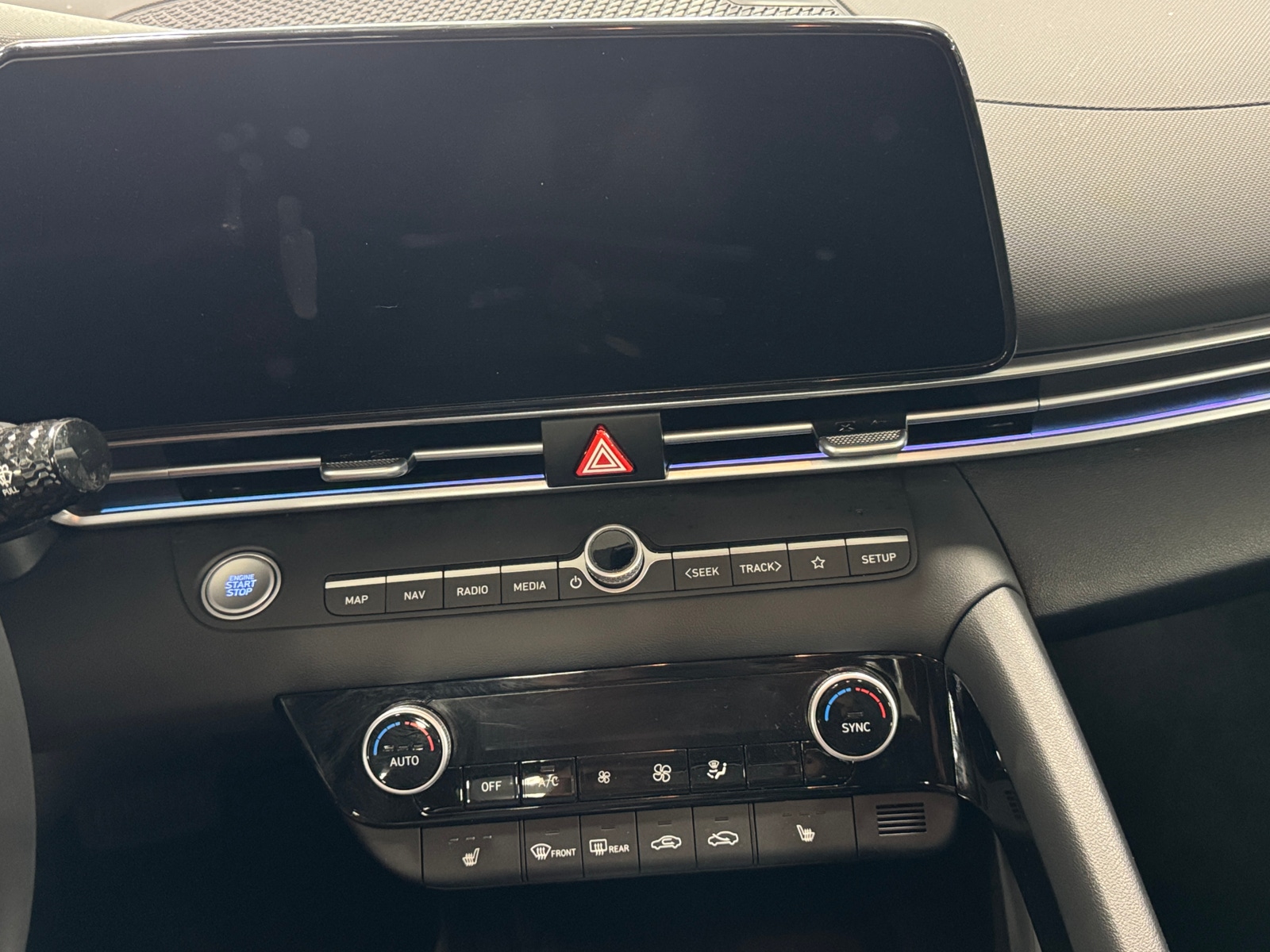 Thumbnail: 2025 Hyundai Elantra - 4