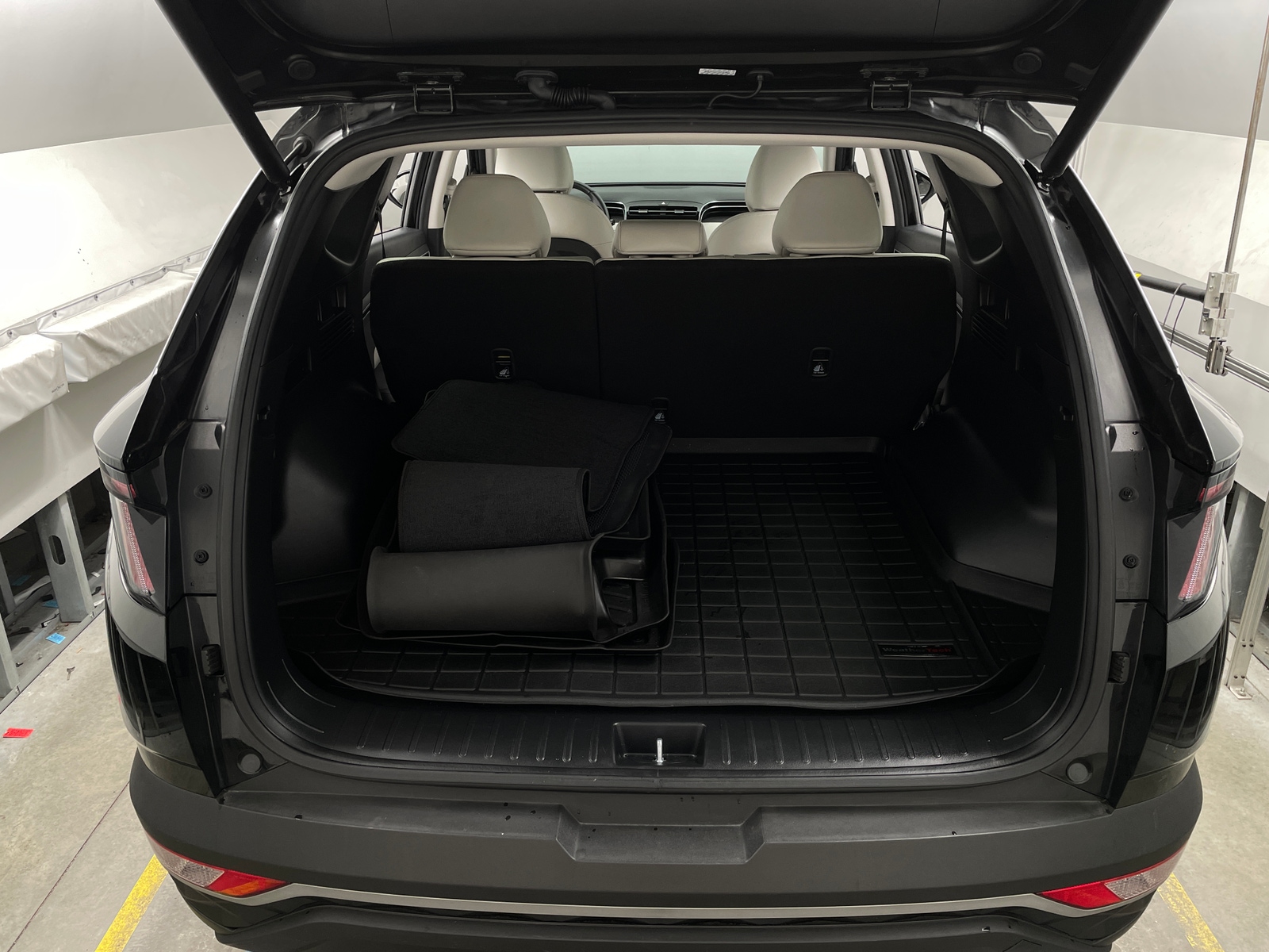 Thumbnail: 2023 Hyundai Tucson - 6